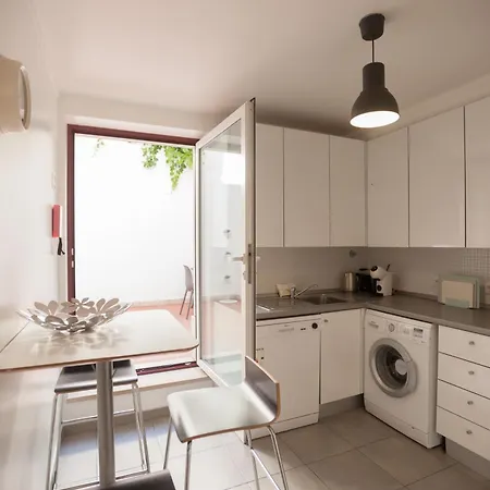 Апартаменты Flh Sao Bento Sunny Flat With Terrace